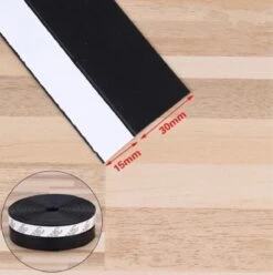 Tochtstrip Zwart - 5 Meter X 45mm - Tochtstrip Voor Deuren - Tochtstopper - Tochtrol - Tochtband - Hoogwaardig Silicone - Zelfklevend - 1 Stuk