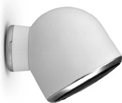 QNECT Oplaadbare Beveiligingscamera - WiFi 2.4Ghz - IP54 - Full HD 1080P - Buiten - Oplaadbaar Via USB - Inclusief Bewegingsdetectie - Werkt Met Google Home En Amazon Alexa