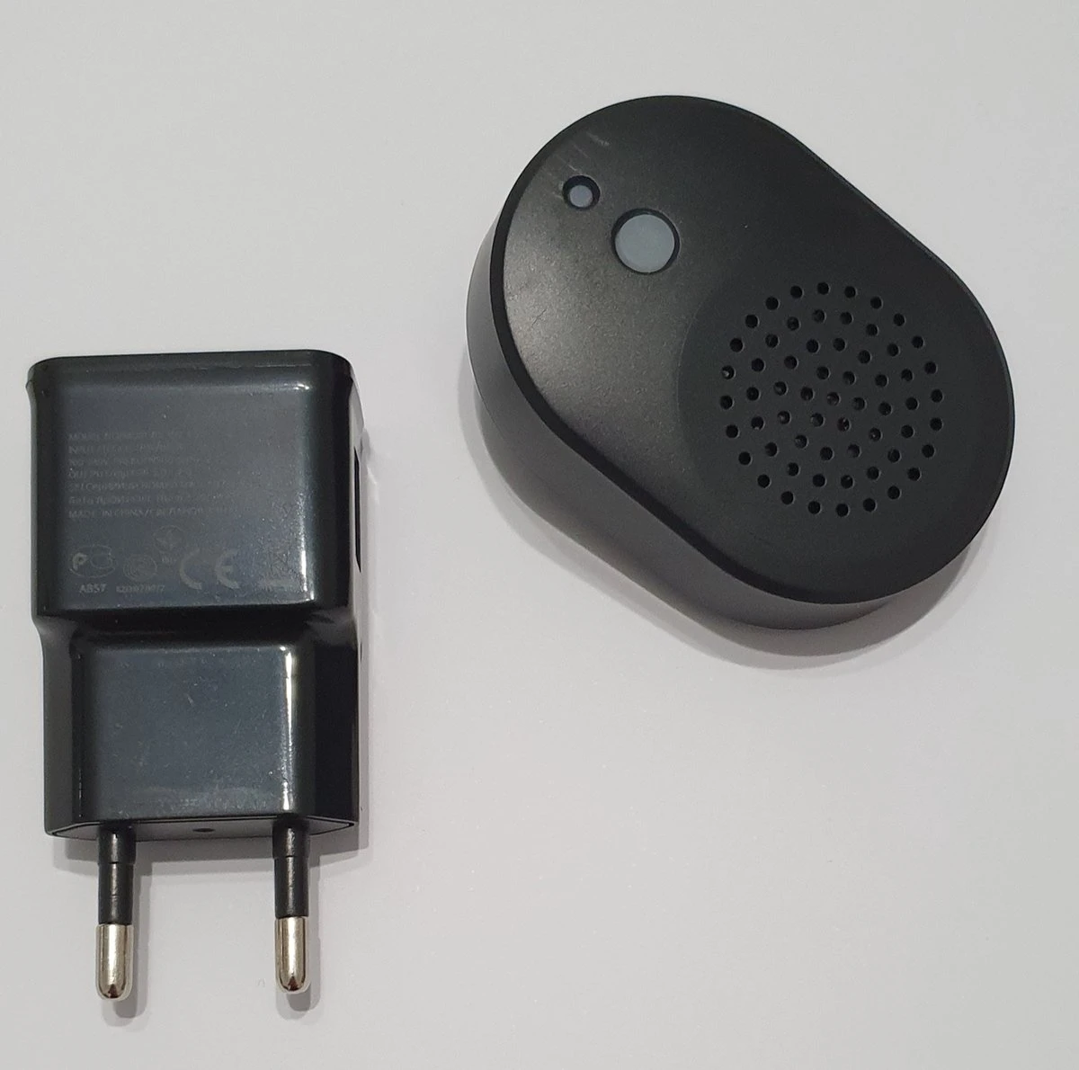 T-RING VIDEO DEURBEL Zwart/zilver (DRAADLOOS) INCL. LOSSE USB BEL EN ACCU PAKKET. (Geschikt Voor Android En OS - Draadloos Via 2.4 Ghz Wifi - Geen Abonnement Verplichting) 5 T-RING VIDEO DEURBEL Zwart/zilver (DRAADLOOS) INCL. LOSSE USB BEL EN ACCU PAKKET. (Geschikt Voor Android En OS - Draadloos Via 2.4 Ghz Wifi - Geen Abonnement Verplichting) - Afbeelding 5