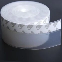 Tochtstrip Transparant - 5 Meter X 45mm - Tochtstrip Voor Deuren - Tochtstopper - Tochtrol - Tochtband - Hoogwaardig Silicone - Zelfklevend - 1 Stuk