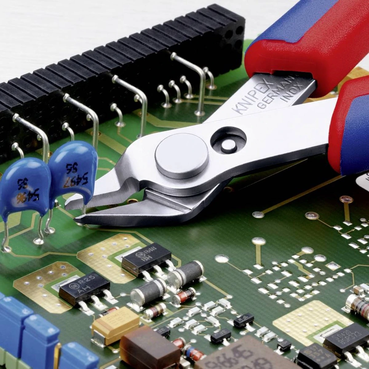 Knipex 7803125 Super-Knips Precisie Zijsnijtang - Elektronica - 125mm 7 Knipex 7803125 Super-Knips Precisie Zijsnijtang - Elektronica - 125mm - Afbeelding 7