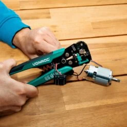 VONROC Professionele Automatische Striptang - Krimp- En Isoleertang - Met 270-delig Accessoireset -Makita || Merkloos || Stanley Verkoopwinkel 1200x1200 1134