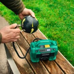 VONROC Accu Compressor VPower 20V – 20V Accu & 12V Aansluiting – Incl. Accessoires En 2.0Ah Accu -Makita || Merkloos || Stanley Verkoopwinkel 1200x1200 1290