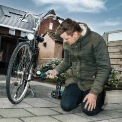 VONROC Draagbare Compressor – 1100W – 8 Bar – Olievrij – 180 L/m – Incl. 11 Accessoires -Makita || Merkloos || Stanley Verkoopwinkel 1200x1200 1679