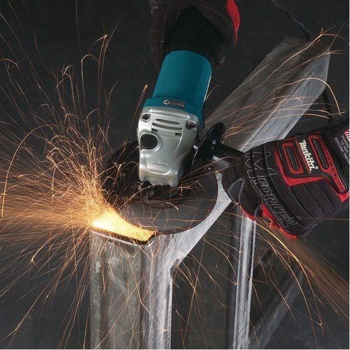 Makita GA5030RSP2 Haakse Slijper - 230 V - 125 Mm 4 Makita GA5030RSP2 Haakse Slijper - 230 V - 125 Mm - Afbeelding 4