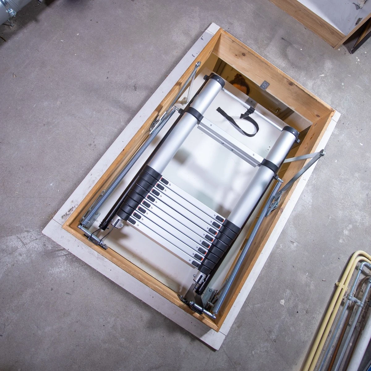 Giraffe® Telescopische Vlizotrap / Zoldertrap Van 2.30 - 2.70 Meter 2 Giraffe® Telescopische Vlizotrap / Zoldertrap Van 2.30 - 2.70 Meter - Afbeelding 2