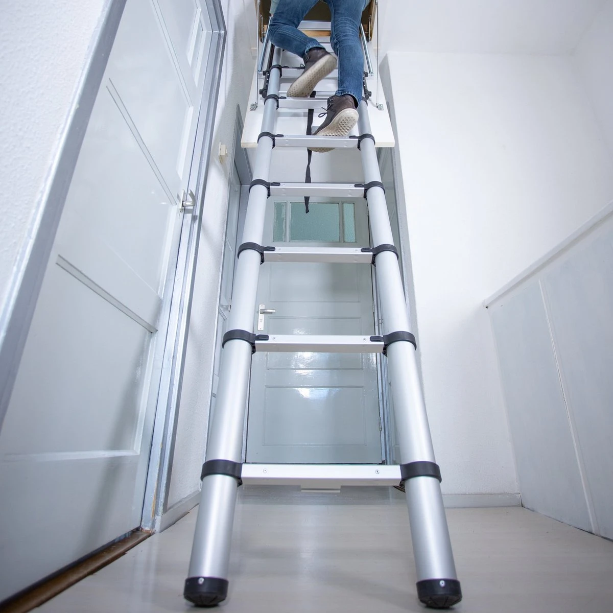 Giraffe® Telescopische Vlizotrap / Zoldertrap Van 2.30 - 2.70 Meter 4 Giraffe® Telescopische Vlizotrap / Zoldertrap Van 2.30 - 2.70 Meter - Afbeelding 4