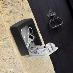 EarKings Sleutelkluis Sleutelkastje Inclusief Wandmontage - Sleutelkluisje Met Code Voor Buiten - Kluisje Met Cijferslot Grijs -Makita || Merkloos || Stanley Verkoopwinkel 1200x1200 2144