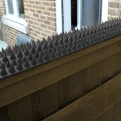 VerminBuster Anti Klim Strip 10-pack - 5 Meter - Voor Muren En Hekwerk - Vogelpinnen - Duivenpinnen - Kattenverjager -Makita || Merkloos || Stanley Verkoopwinkel 1200x1200 2272