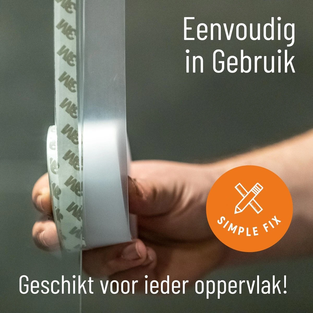 Simple Fix Tochtstrip - 500cm X 4.5cm - Tochtstrips Voor Deuren - Tochtstopper - Tochtrol - Tochtband - Tochthond - Zelfklevend En Isolerend 4 Simple Fix Tochtstrip - 500cm X 4.5cm - Tochtstrips Voor Deuren - Tochtstopper - Tochtrol - Tochtband - Tochthond - Zelfklevend En Isolerend - Afbeelding 4