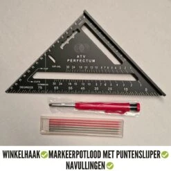 Winkelhaak Set - Incl. Markeerpotlood + 6 Navullingen - Blokhaak - Zwaaihaak - Schrijfhaak - Speed Square - Metalen Winkelhaak - 5 In 1 Winkelhaak 16 Winkelhaak Set - Incl. Markeerpotlood + 6 Navullingen - Blokhaak - Zwaaihaak - Schrijfhaak - Speed Square - Metalen Winkelhaak - 5 In 1 Winkelhaak -Makita || Merkloos || Stanley Verkoopwinkel 1200x1200 757