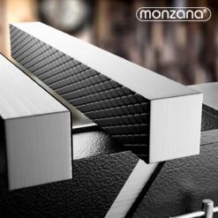 Monzana Bankschroef 150mm Spanbreedte Koolstofstaal 360° Draaibaar Aambeeld -Makita || Merkloos || Stanley Verkoopwinkel 1200x1200 884