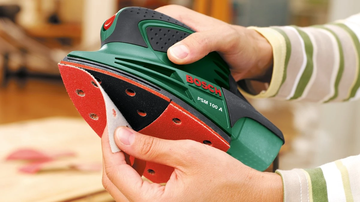 Bosch PSM 100 A Multischuurmachine - Op Snoer - 100 W - Incl. 30 Schuurvellen 8 Bosch PSM 100 A Multischuurmachine - Op Snoer - 100 W - Incl. 30 Schuurvellen - Afbeelding 8