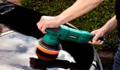 VONROC Excentrische Poetsmachine – 1050W – Ø150MM – Soft Start – Incl. 7 Schijven, Steunschijf & Tas 11 VONROC Excentrische Poetsmachine – 1050W – Ø150MM – Soft Start – Incl. 7 Schijven, Steunschijf & Tas -Makita || Merkloos || Stanley Verkoopwinkel 1200x699 3