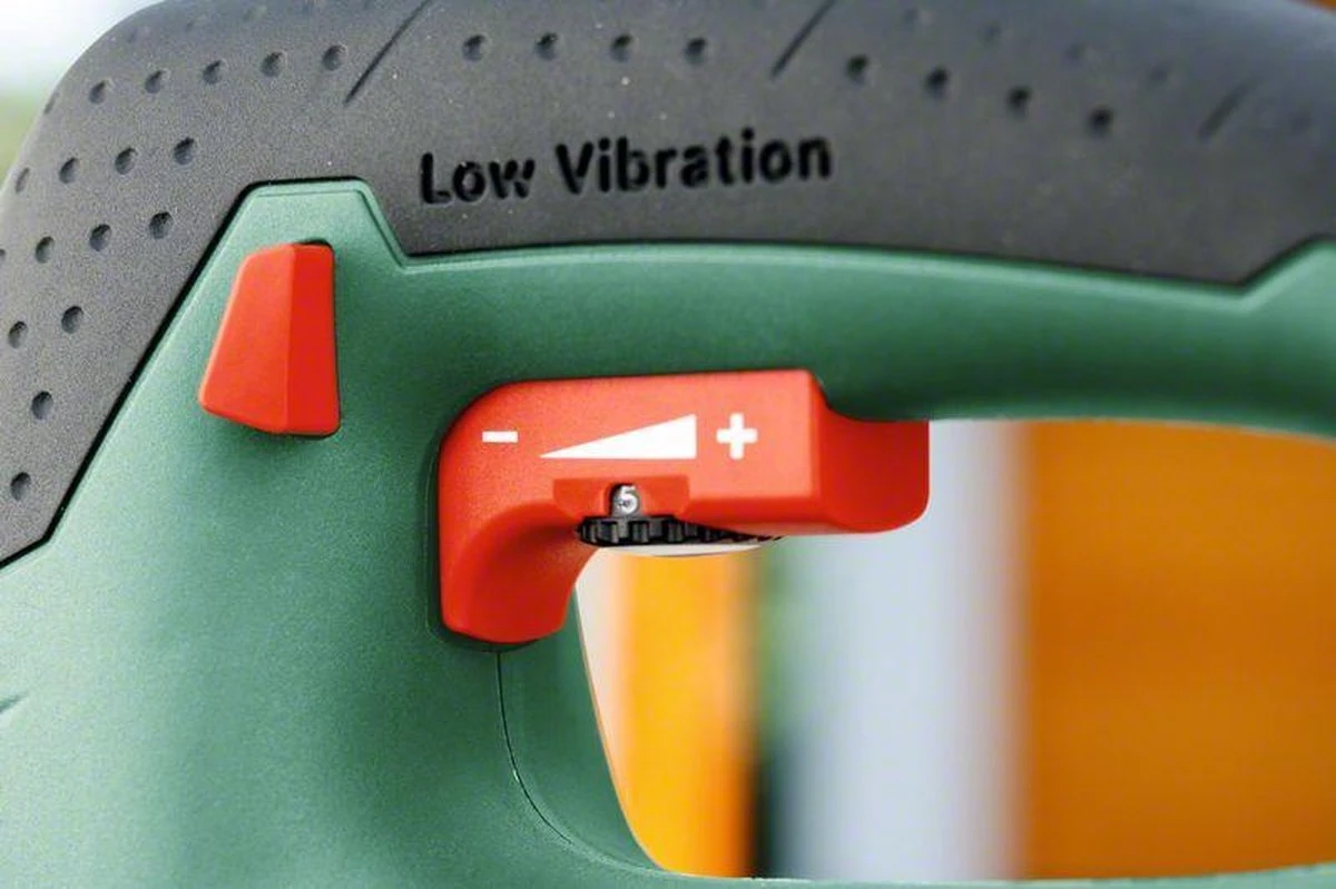 Bosch PST 1000 PEL Pendeldecoupeerzaag - Op Snoer - 650 W 4 Bosch PST 1000 PEL Pendeldecoupeerzaag - Op Snoer - 650 W - Afbeelding 4