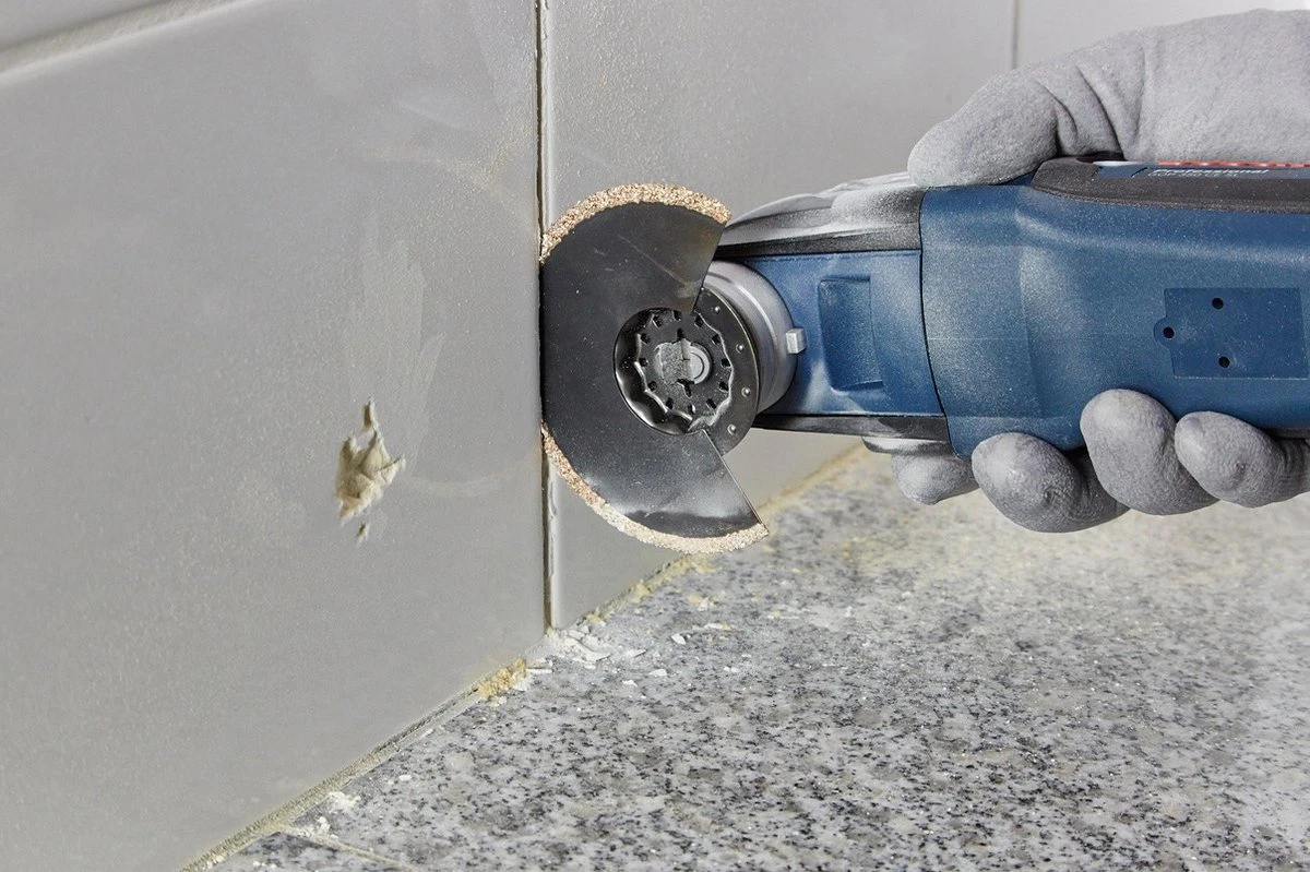 Bosch Starlock Multitoolaccessoire - ACZ 70 RT5 Carbide RIFF Segmentzaagblad 2 Bosch Starlock Multitoolaccessoire - ACZ 70 RT5 Carbide RIFF Segmentzaagblad - Afbeelding 2