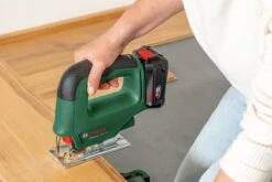 Bosch EasySaw 18V-70 Decoupeerzaag - Zonder 18V Accu En Lader -Makita || Merkloos || Stanley Verkoopwinkel 1200x800 220