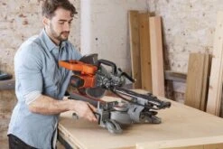 Black & Decker BLACK+DECKER BES700-QS Afkort-/Verstekzaag - 1600W - Ø 216mm Zaagblad -Makita || Merkloos || Stanley Verkoopwinkel 1200x800 252