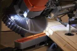 Black & Decker BLACK+DECKER BES700-QS Afkort-/Verstekzaag - 1600W - Ø 216mm Zaagblad -Makita || Merkloos || Stanley Verkoopwinkel 1200x800 256