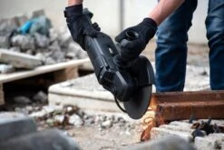 FERM Industrial – Haakse Slijper – 2600W – Ø230MM – 3m Rubberen Kabel 9 FERM Industrial – Haakse Slijper – 2600W – Ø230MM – 3m Rubberen Kabel -Makita || Merkloos || Stanley Verkoopwinkel 1200x800 347