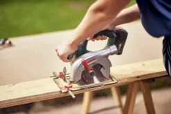 Bosch PKS 18 LI Accu Cirkelzaag - Zonder 18 V Accu En Lader -Makita || Merkloos || Stanley Verkoopwinkel 1200x800 381