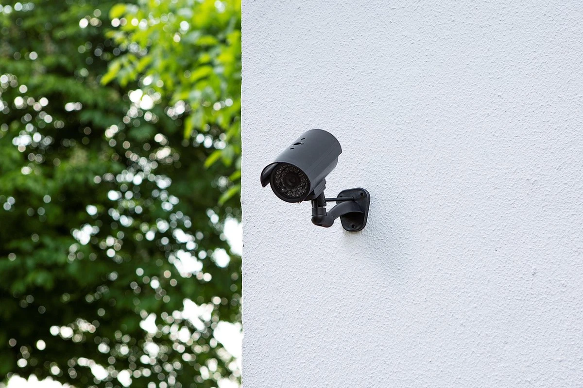 SEC24 DMC440 - Dummy Camera - Met Rubberen Kabel - Voor Binnen En Buiten - Zwart 6 SEC24 DMC440 - Dummy Camera - Met Rubberen Kabel - Voor Binnen En Buiten - Zwart - Afbeelding 6