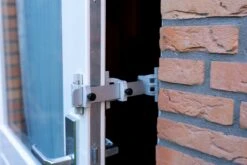 Kierr Flex 100 Raamvastzetter - Raamuitzetter - Deurvastzetter - (zonder Boren & Schroeven) -Makita || Merkloos || Stanley Verkoopwinkel 1200x801 32