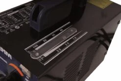 FERM Elektrisch Lasapparaat 40-100A, Oververhitting Beveiliging, Instelbare Lasstroom - Incl. Laskap, Bikhamer En Borstel -Makita || Merkloos || Stanley Verkoopwinkel 1200x802 14