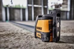 DeWALT DW0889CG Zelfnivellerende Kruislijnlaser Incl. Digitale Afstandsmeter - 2 Lijnen - 30m - Groen 14 DeWALT DW0889CG Zelfnivellerende Kruislijnlaser Incl. Digitale Afstandsmeter - 2 Lijnen - 30m - Groen -Makita || Merkloos || Stanley Verkoopwinkel 1200x802 4