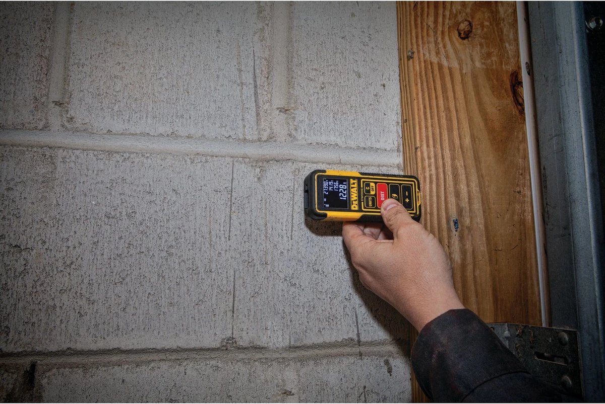 DeWALT DW0889CG Zelfnivellerende Kruislijnlaser Incl. Digitale Afstandsmeter - 2 Lijnen - 30m - Groen 9 DeWALT DW0889CG Zelfnivellerende Kruislijnlaser Incl. Digitale Afstandsmeter - 2 Lijnen - 30m - Groen - Afbeelding 9