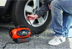 Black & Decker BLACK+DECKER BDCINF18N-QS Compressor - Tot 11 Bar - Compact En Krachtig - Zonder Accu En Lader -Makita || Merkloos || Stanley Verkoopwinkel 1200x805 12