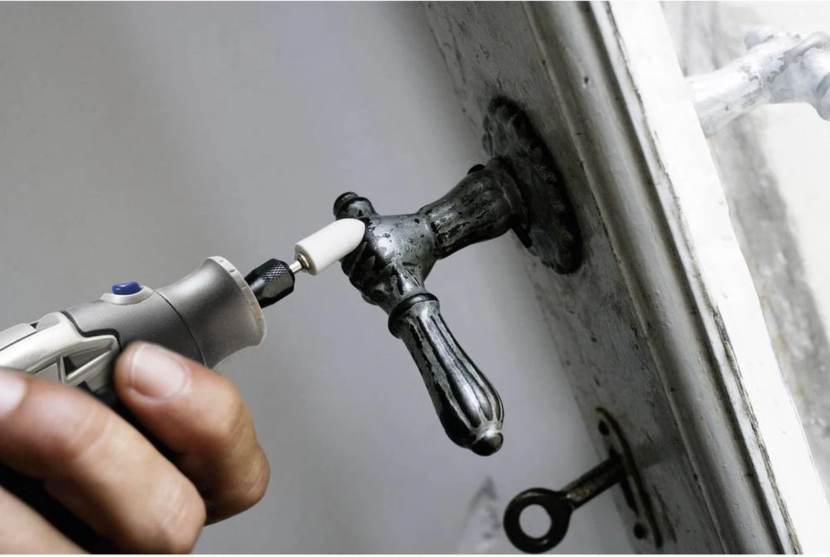 Dremel 3000 Multitool - Roterend - 130 W - Met 15 Accessoires En Etui 6 Dremel 3000 Multitool - Roterend - 130 W - Met 15 Accessoires En Etui - Afbeelding 6