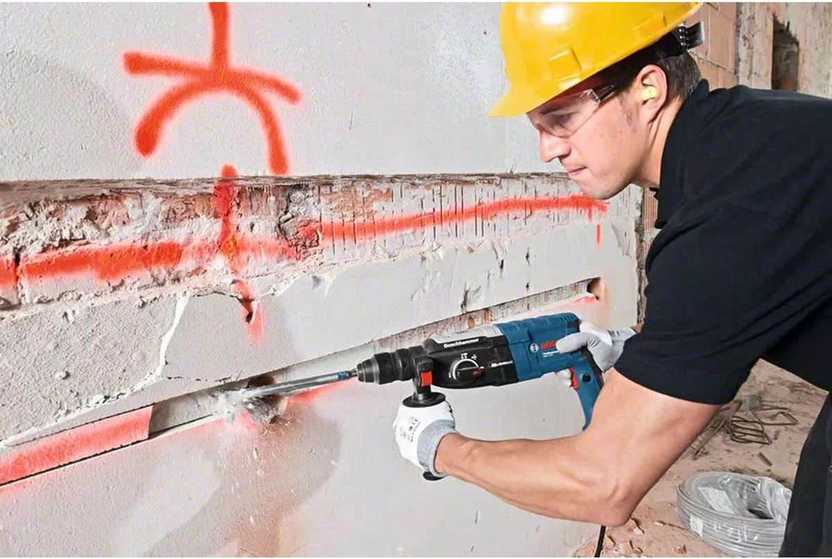 Bosch Professional GBH 2-28 F Boorhamer - 880 Watt - 3,2 J - Met Opbergkoffer 9 Bosch Professional GBH 2-28 F Boorhamer - 880 Watt - 3,2 J - Met Opbergkoffer - Afbeelding 9