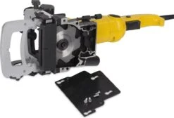 Powerplus POWX1310 Freesmachine - 900W - Lamellenfrees - Diepte En Hoogte Meter, Incl. Opvangzak 14 Powerplus POWX1310 Freesmachine - 900W - Lamellenfrees - Diepte En Hoogte Meter, Incl. Opvangzak -Makita || Merkloos || Stanley Verkoopwinkel 1200x817 10