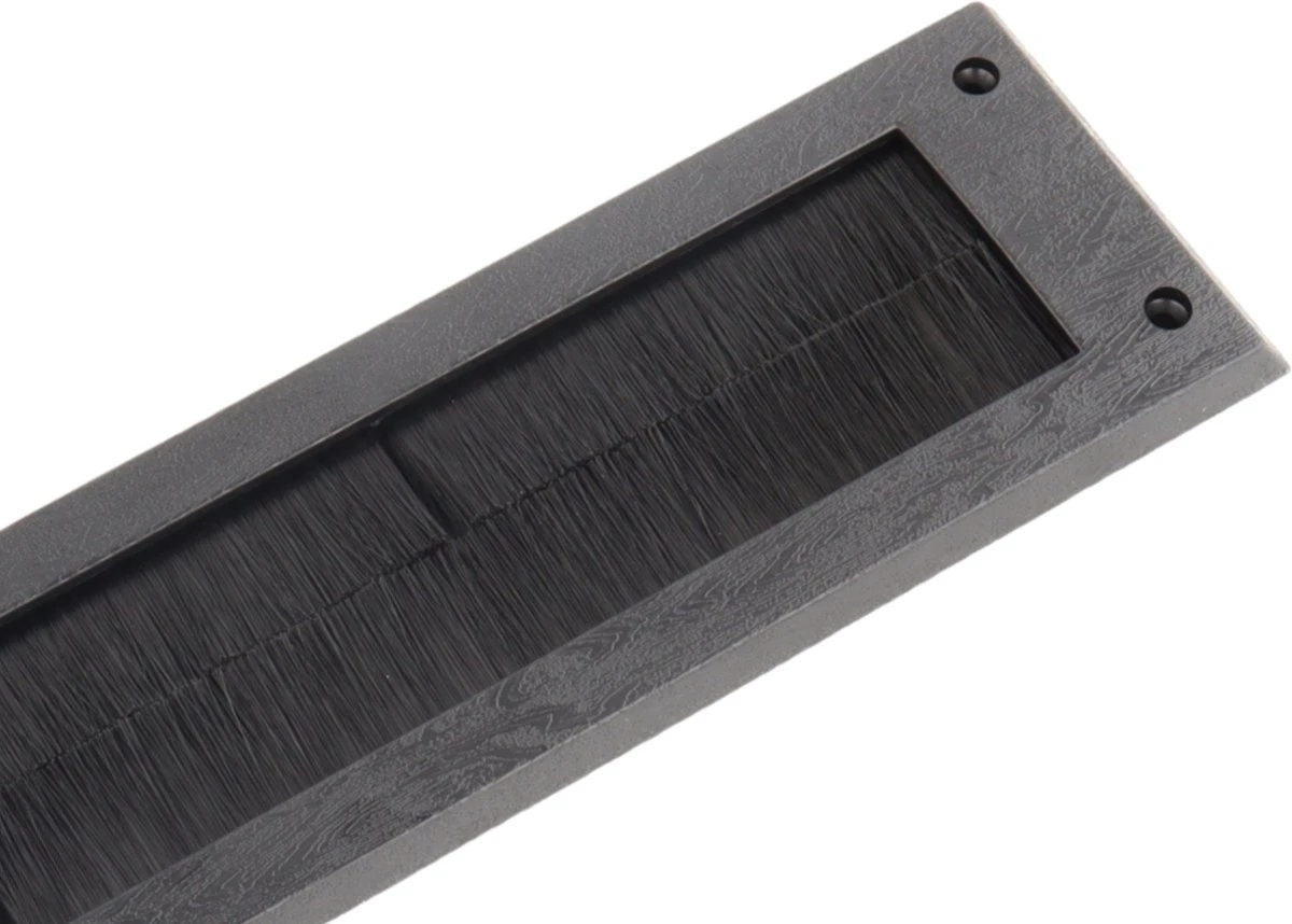 Orange85 Brievenbus Tochtstrip - Borstel - Zwart - Tochtafsluiter - Brievenbusborstel - Tochtborstel 3 Orange85 Brievenbus Tochtstrip - Borstel - Zwart - Tochtafsluiter - Brievenbusborstel - Tochtborstel - Afbeelding 3