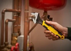 STANLEY Bimat 0-90-950 Verstelbare Moersleutel 33 STANLEY Bimat 0-90-950 Verstelbare Moersleutel -Makita || Merkloos || Stanley Verkoopwinkel 1200x861 5