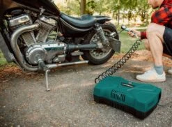 VONROC Draagbare Compressor – 1100W – 8 Bar – Olievrij – 180 L/m – Incl. 11 Accessoires -Makita || Merkloos || Stanley Verkoopwinkel 1200x884 2