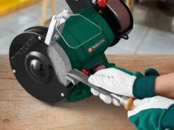 PARKSIDE Staande Bandschuur- En Slijpmachine - Slijp-/schuuroppervlak: Ø150 Mm / 50 X 686 Mm - Snelheid: 23 M/sec. (schuurschijf) Of 15 M/sec. (schuurband) - Vermogen: 240 W - Toerental: 2980 Min-¹ - Ideaal Om Metaal, Hout En Kunststof Te Bewerken 12 PARKSIDE Staande Bandschuur- En Slijpmachine - Slijp-/schuuroppervlak: Ø150 Mm / 50 X 686 Mm - Snelheid: 23 M/sec. (schuurschijf) Of 15 M/sec. (schuurband) - Vermogen: 240 W - Toerental: 2980 Min-¹ - Ideaal Om Metaal, Hout En Kunststof Te Bewerken -Makita || Merkloos || Stanley Verkoopwinkel 1200x900 120