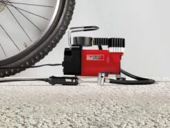 Mini Compressor 12v - Compressor Bandenspanning - Handig Voor In De Auto - Banden Pomp - Mini Compressor 10bar. - Banden Fiets Oppompen - Ballen Pomp - Zwembad Pomp - Autobanden Pomp -Makita || Merkloos || Stanley Verkoopwinkel 1200x900 176