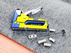 Kinzo Tacker Nietmachine - Incl. 1500 Spijkers En Nieten - Voor Vloerbedekking En Hout - Traploos Instelbaar -Makita || Merkloos || Stanley Verkoopwinkel 1200x900 67