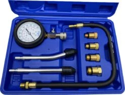 SATRA Professionele Universele Compressiemeter Met Adapters Voor Benzine Motoren Meet Compressie Van 0-21 Bar / 0-300 Psi