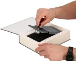 Springos Geheime Kluis - Boekkluis - Inclusief Slot - 22 X 15.5 X 4.5 Cm - Reisgids -Makita || Merkloos || Stanley Verkoopwinkel 1200x964 11