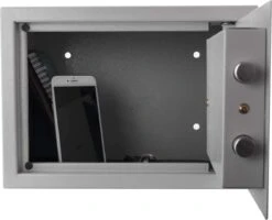 De Raat Protector Universal 2S Kluis – 25x35x25 Cm – Incl. Verankeringsmateriaal - 081070103 -Makita || Merkloos || Stanley Verkoopwinkel 1200x973 9