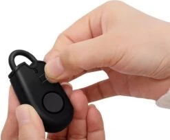 Pulver – Zelfverdediging Sleutelhanger – Alarm – 130Db – LED – Veiligheid Alarm – Persoonlijk Alarm – Senioren Alarm – Vrouwen Veiligheid – Persoonlijk Alarm - Zwart -Makita || Merkloos || Stanley Verkoopwinkel 1200x992 15