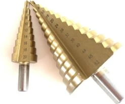 Merkloos Stappenboor 4-52 Mm – HSS Stappenboor – Kegelboor – Trapgatboor Gratis 4-20 Mm - Conische Plaatfrezen Met Titanium Coating