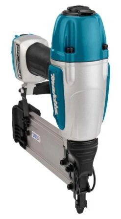 Makita AF506 8 Bar Brad Tacker In Koffer 32 Makita AF506 8 Bar Brad Tacker In Koffer -Makita || Merkloos || Stanley Verkoopwinkel 662x1200 3