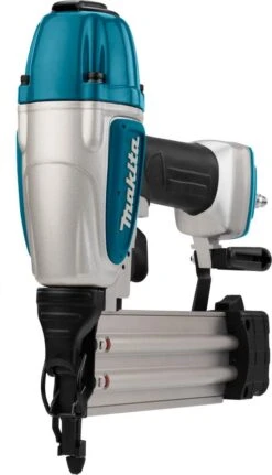Makita AF506 8 Bar Brad Tacker In Koffer 26 Makita AF506 8 Bar Brad Tacker In Koffer -Makita || Merkloos || Stanley Verkoopwinkel 687x1200 2
