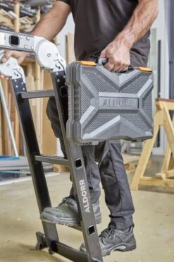 ALDORR Tools - 73-Delige Gereedschapsset In Koffer -Makita || Merkloos || Stanley Verkoopwinkel 800x1200 32