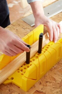 STANLEY 1-20-600 Verstekbak Kunststof Met Kapzaag - 220mm -Makita || Merkloos || Stanley Verkoopwinkel 800x1200 52