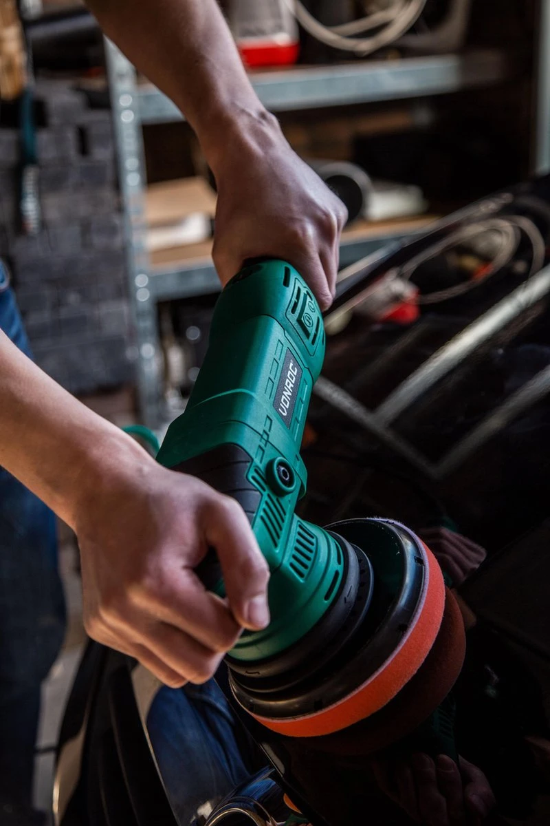 VONROC Excentrische Poetsmachine – 1050W – Ø150MM – Soft Start – Incl. 7 Schijven, Steunschijf & Tas 5 VONROC Excentrische Poetsmachine – 1050W – Ø150MM – Soft Start – Incl. 7 Schijven, Steunschijf & Tas - Afbeelding 5